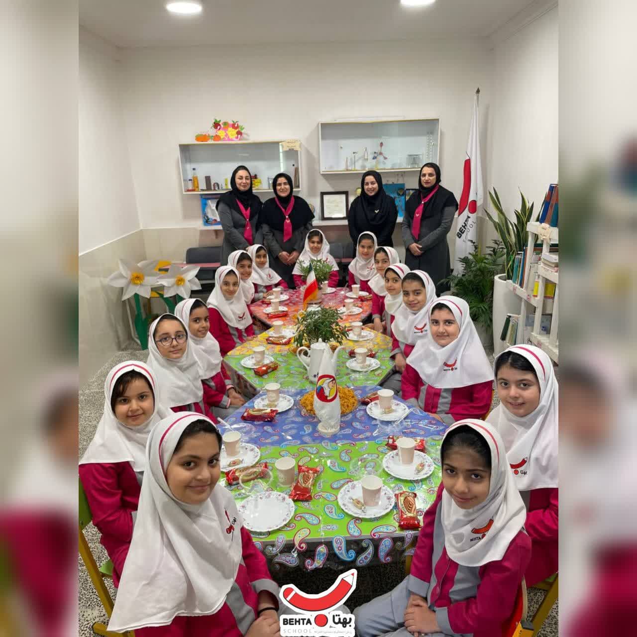 مهمانی پایه سوم با میزبانی خانم مدیر